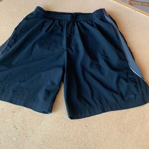 Men’s Black Shorts Size M